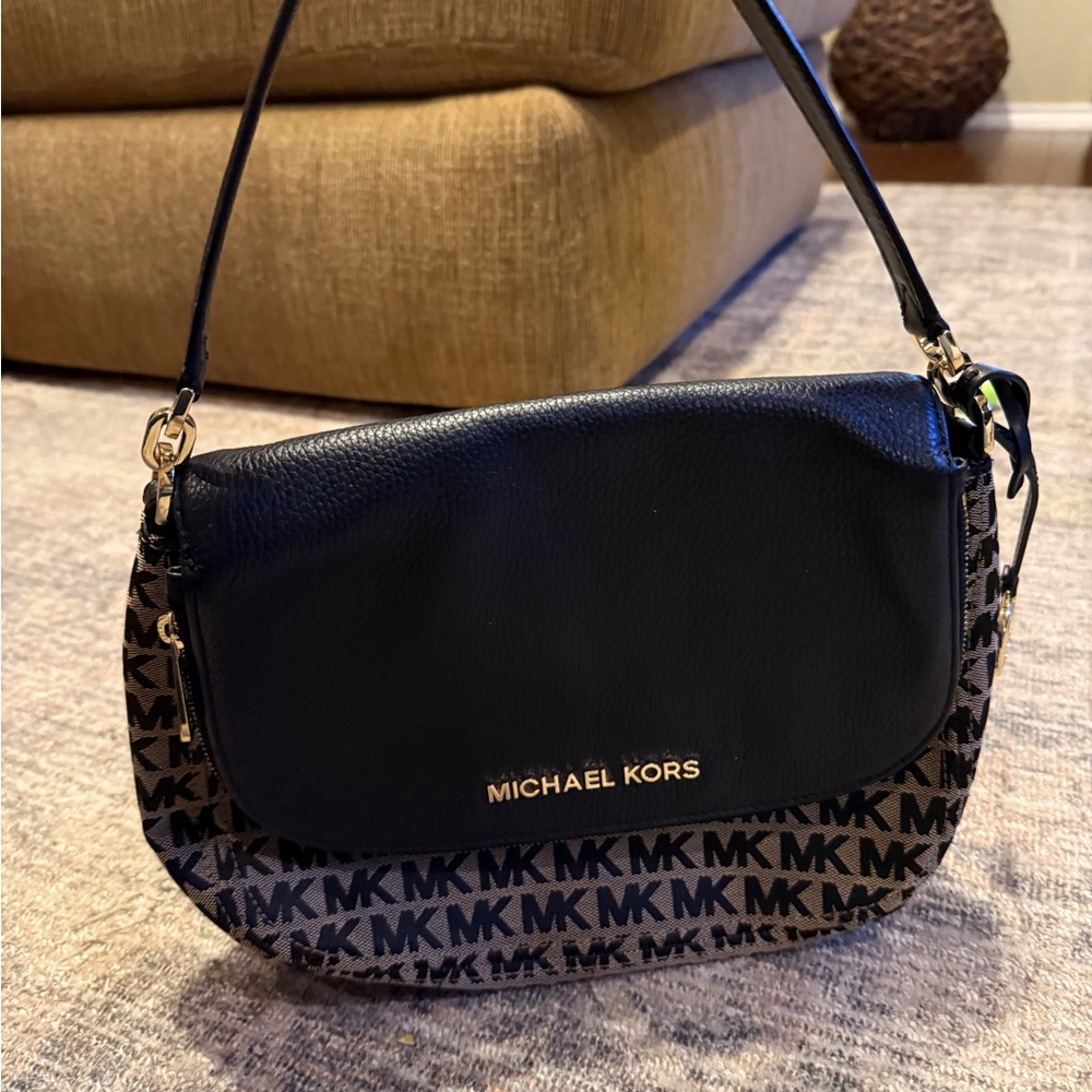 Michael Kors Black and Tan Shoulder Bag